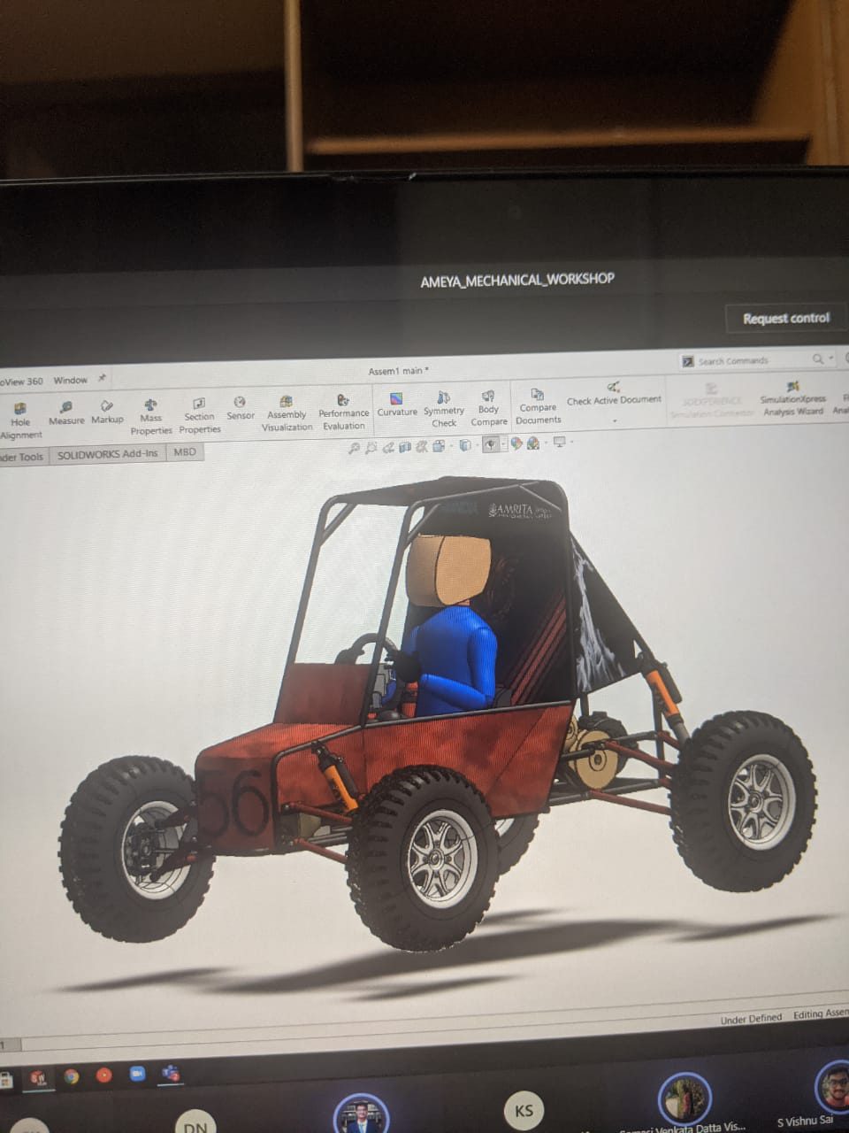 Iterating the geometry during design.